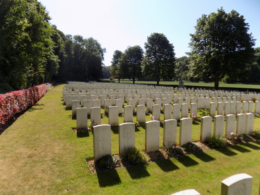 Blighty-Valley-Cemetery